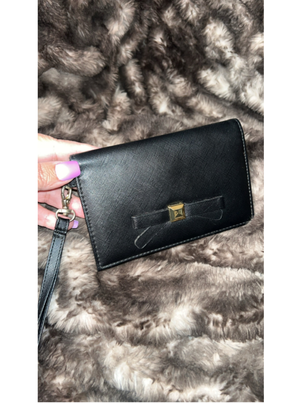 Women's Unbranded Black Wristlet Clutch with Gold Bow Detail, One Size - Picture 2 of 5